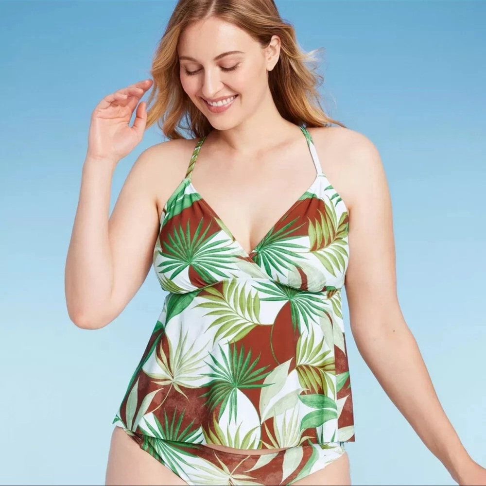New XL Tropical Leaf Print Women's Swim Top